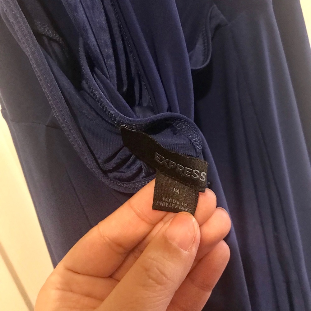 Pretty Express top! - Picture 6 of 7